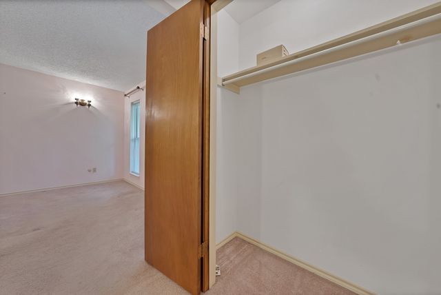 2505 Ironwood Court, Arlington, TX 76016