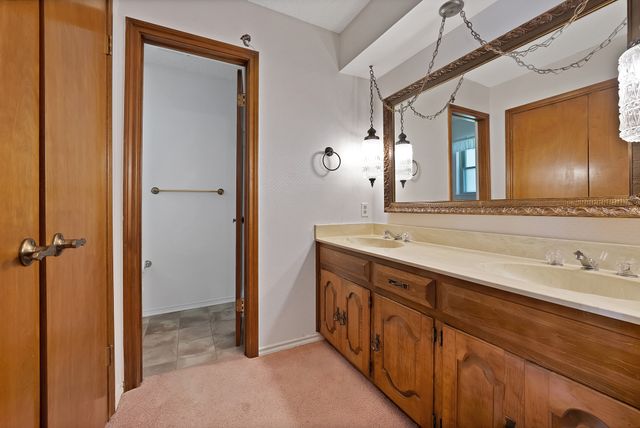 2505 Ironwood Court, Arlington, TX 76016