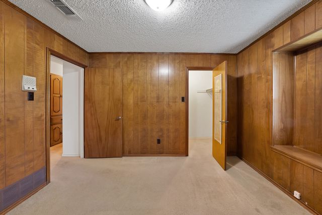 2505 Ironwood Court, Arlington, TX 76016