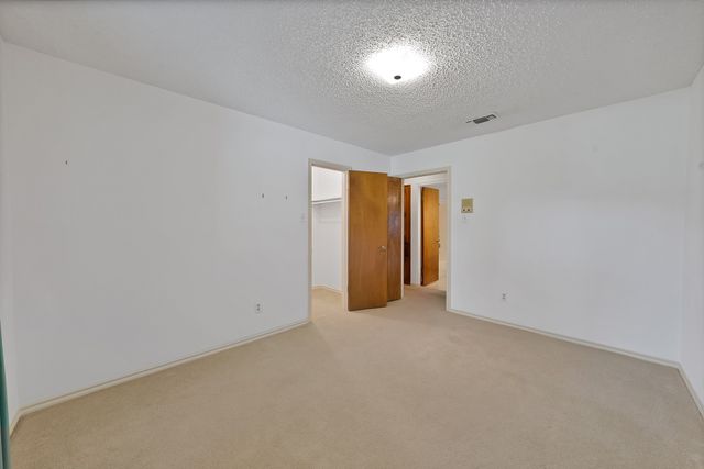 2505 Ironwood Court, Arlington, TX 76016