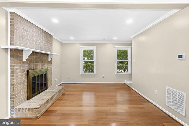 5405 HAMPTON FOREST WAY, Fairfax, VA 22030