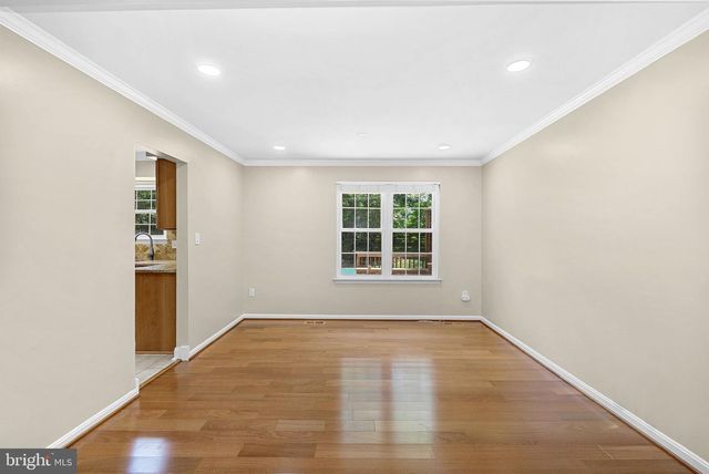 5405 HAMPTON FOREST WAY, Fairfax, VA 22030