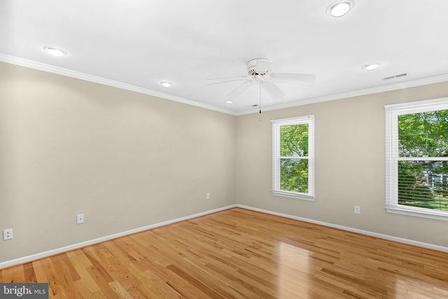 5405 HAMPTON FOREST WAY, Fairfax, VA 22030