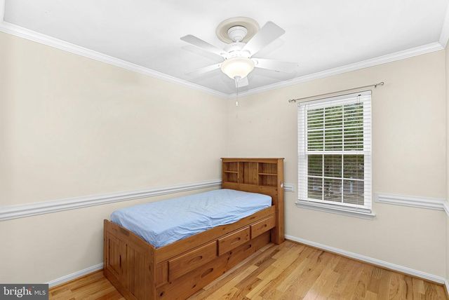 5405 HAMPTON FOREST WAY, Fairfax, VA 22030