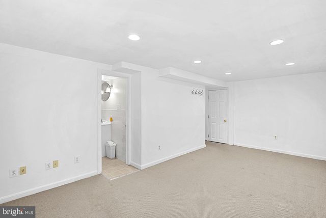 5405 HAMPTON FOREST WAY, Fairfax, VA 22030