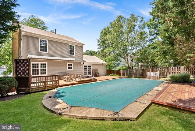 5405 HAMPTON FOREST WAY, Fairfax, VA 22030