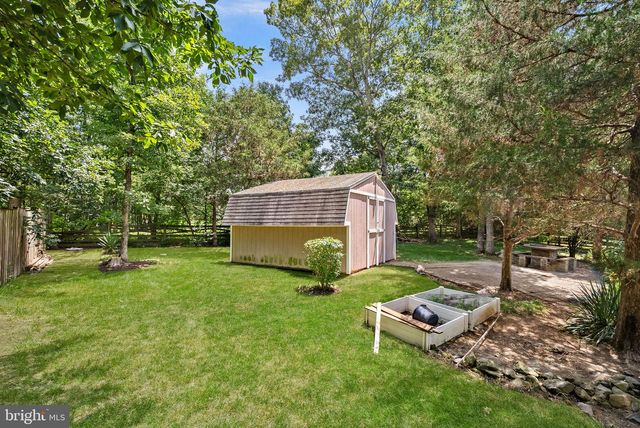 5405 HAMPTON FOREST WAY, Fairfax, VA 22030