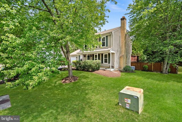 5405 HAMPTON FOREST WAY, Fairfax, VA 22030