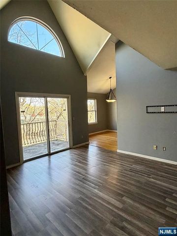 539 Union Avenue 11, Irvington, NJ 07111
