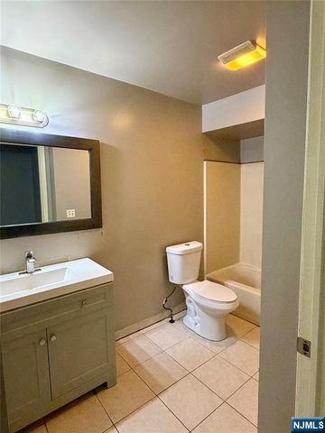 539 Union Avenue 11, Irvington, NJ 07111