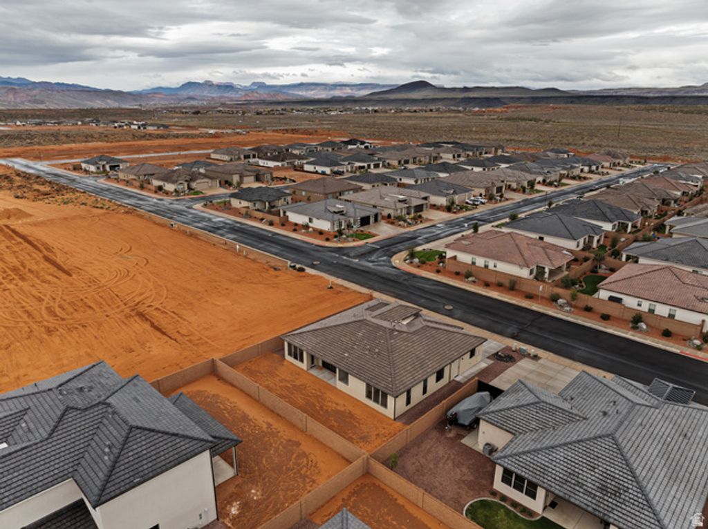 Image 30 of property listing at 3118 S 4800 W #8, Hurricane, UT 84737