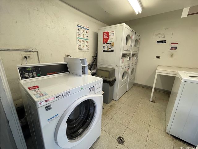 454 Namahana Street 201, Honolulu, HI 96815