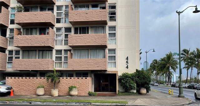 454 Namahana Street 201, Honolulu, HI 96815