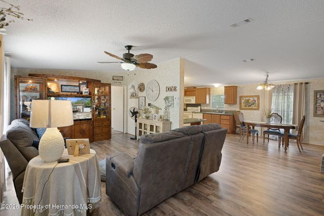 11143 Baltimore Street, Weeki Wachee, FL 34614