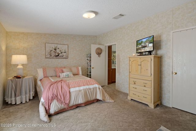 11143 Baltimore Street, Weeki Wachee, FL 34614