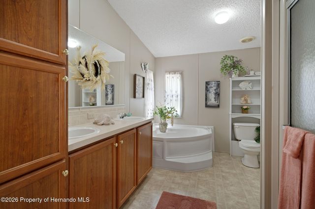 11143 Baltimore Street, Weeki Wachee, FL 34614