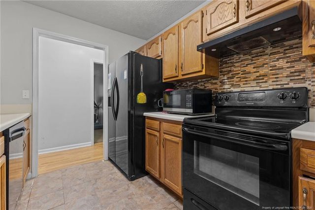 520 Stone Way Court, Fayetteville, NC 28301