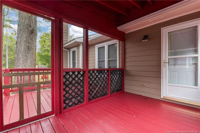 520 Stone Way Court, Fayetteville, NC 28301