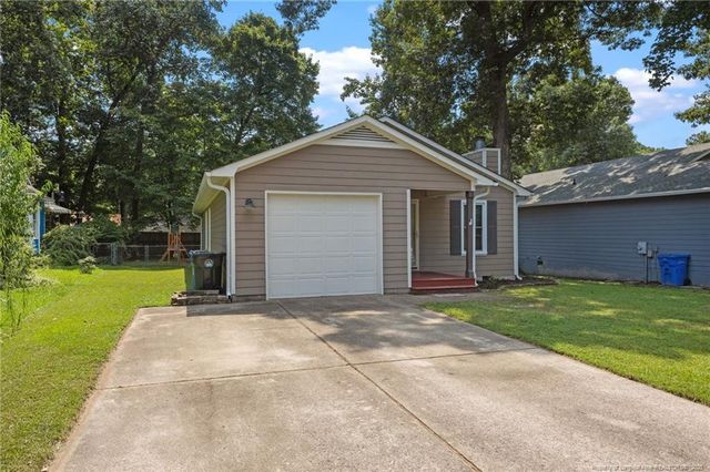 520 Stone Way Court, Fayetteville, NC 28301