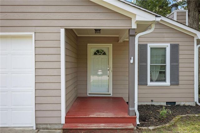 520 Stone Way Court, Fayetteville, NC 28301