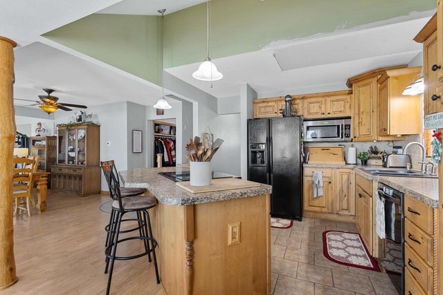 N1418 HWY M-35, Menomonie, MI 49858