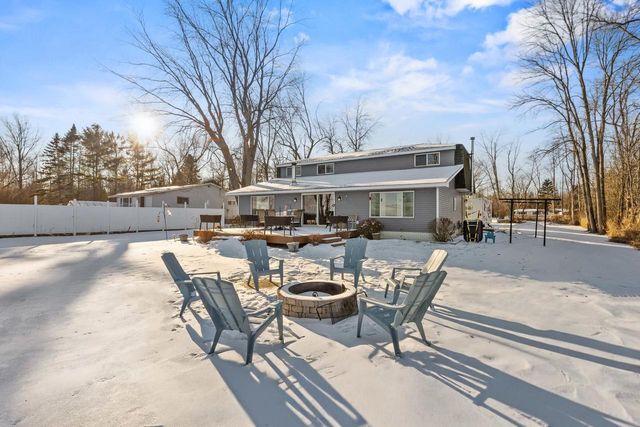 N1418 HWY M-35, Menomonie, MI 49858