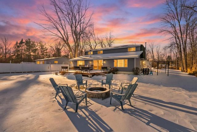 N1418 HWY M-35, Menomonie, MI 49858