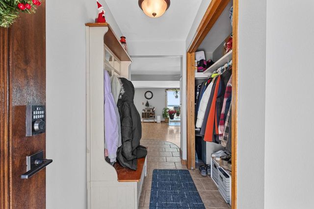 N1418 HWY M-35, Menomonie, MI 49858