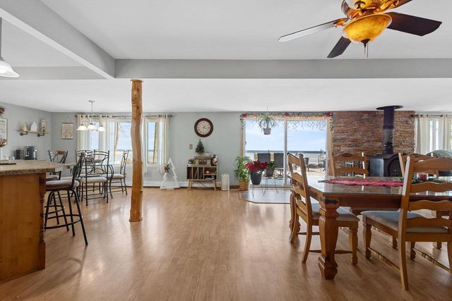 N1418 HWY M-35, Menomonie, MI 49858