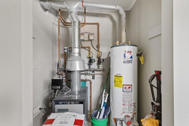 N1418 HWY M-35, Menomonie, MI 49858