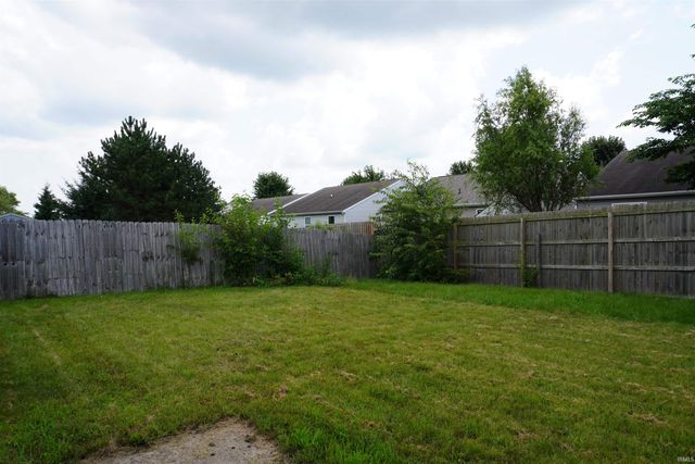 2707 Queencastle Drive, Lafayette, IN 47909