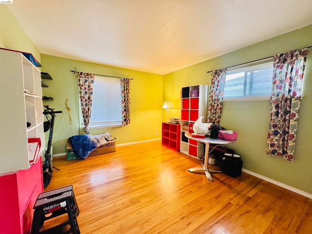 40 E Harper St, Stockton, CA 95204