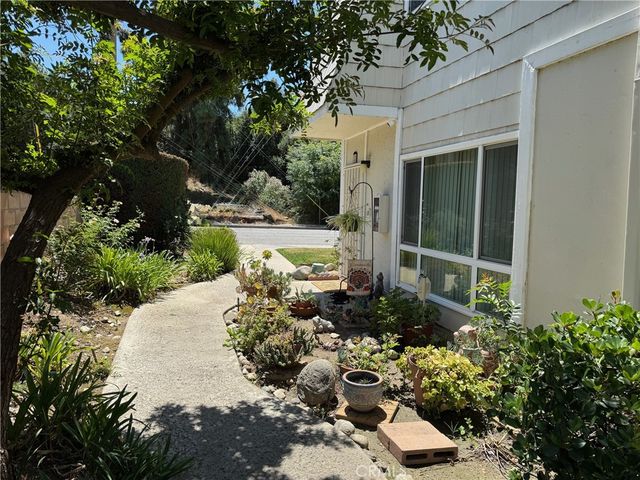 1434 Highland 13, Duarte, CA 91010