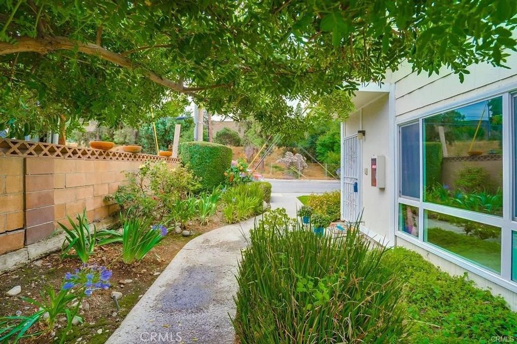 1434 Highland 13, Duarte, CA 91010