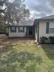 604 E Pine Street, Malakoff, TX 75148