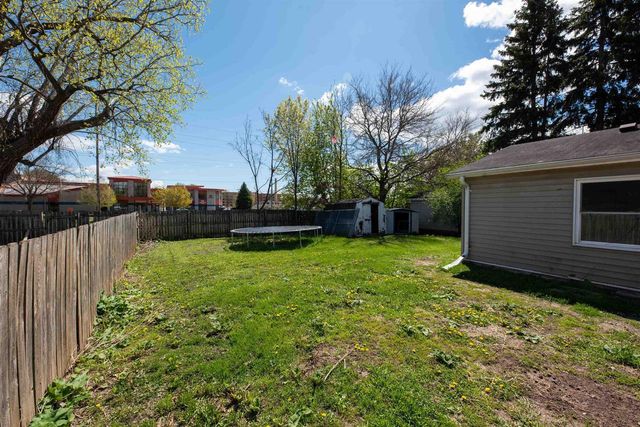 544 GRAND STREET, Oshkosh, WI 54901
