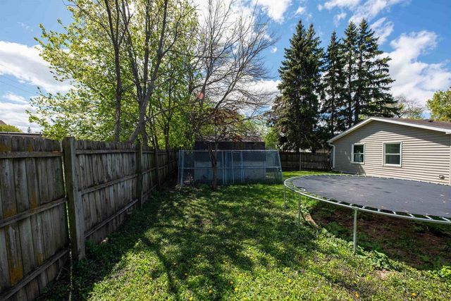544 GRAND STREET, Oshkosh, WI 54901