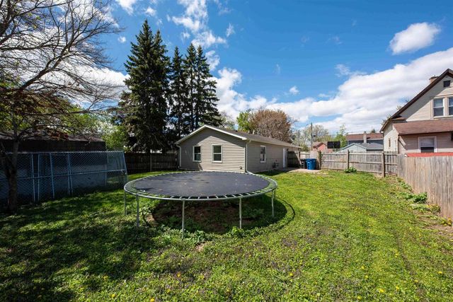 544 GRAND STREET, Oshkosh, WI 54901