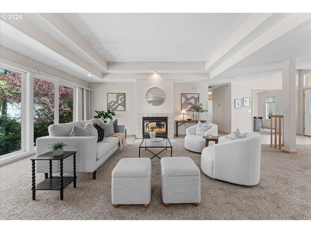 36740 ELDRIDGE Dr, Sandy, OR 97055