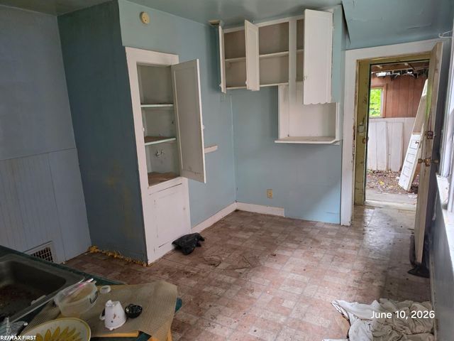 4317 Waverly Street, Detroit, MI 48238