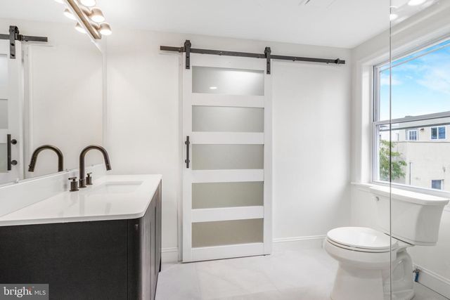505 GREENWICH ST, Philadelphia, PA 19147