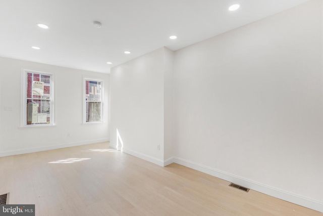 505 GREENWICH ST, Philadelphia, PA 19147