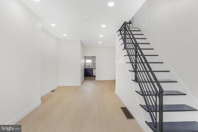 505 GREENWICH ST, Philadelphia, PA 19147
