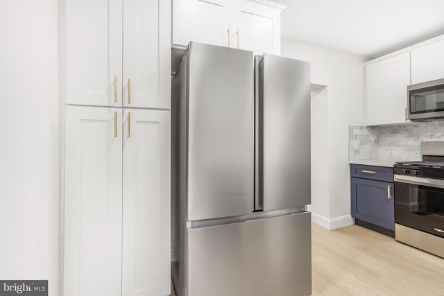 505 GREENWICH ST, Philadelphia, PA 19147