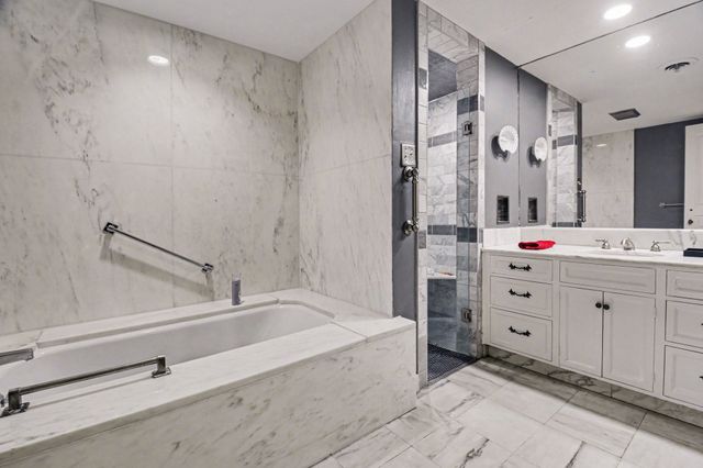 6126 Averill Way 203W, Dallas, TX 75225