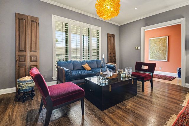 6126 Averill Way 203W, Dallas, TX 75225