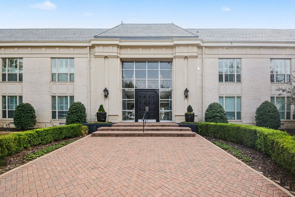 6126 Averill Way 203W, Dallas, TX 75225