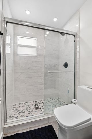 702 Forest Hill Boulevard, West Palm Beach, FL 33405