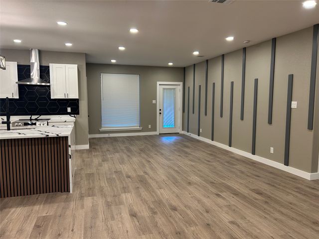 3337 Whirlaway Road, Dallas, TX 75229