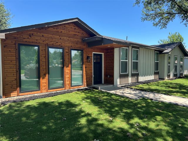 3337 Whirlaway Road, Dallas, TX 75229